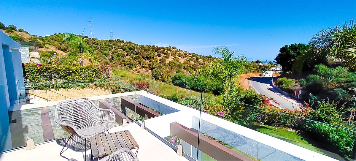 5eb1e08f26fcd71815f8f37c9c1b7249 - 70