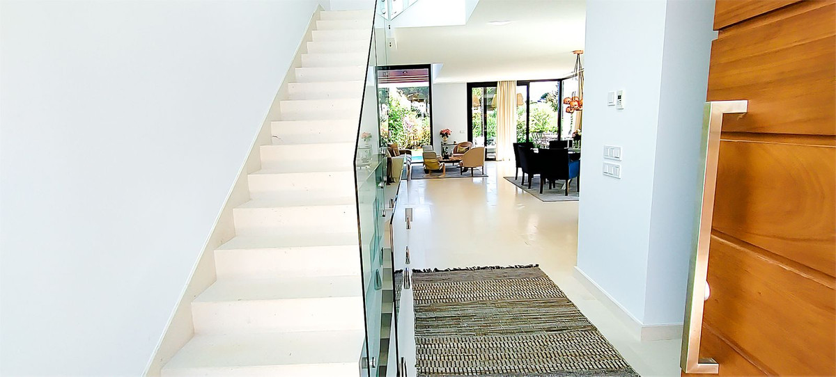 5eb1e08f26fcd71815f8f37c9c1b7249 - 8