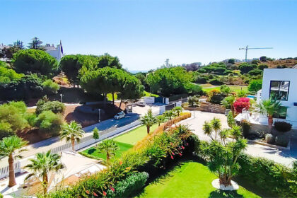 5eb1e08f26fcd71815f8f37c9c1b7249 - 81