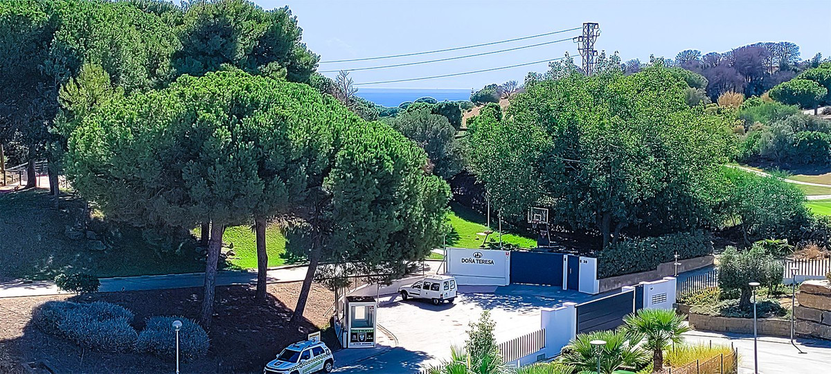 5eb1e08f26fcd71815f8f37c9c1b7249 - 82