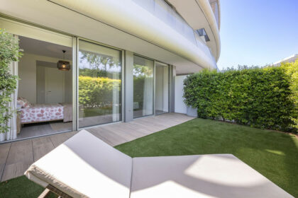 5f53e0b599a64160feb42c183cf96159 - 10