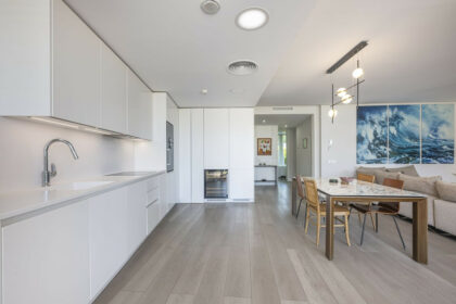 5f53e0b599a64160feb42c183cf96159 - 22