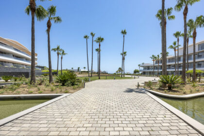 5f53e0b599a64160feb42c183cf96159 - 49