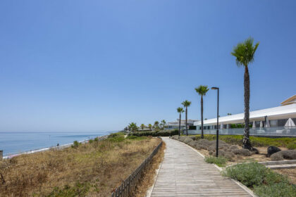 5f53e0b599a64160feb42c183cf96159 - 54