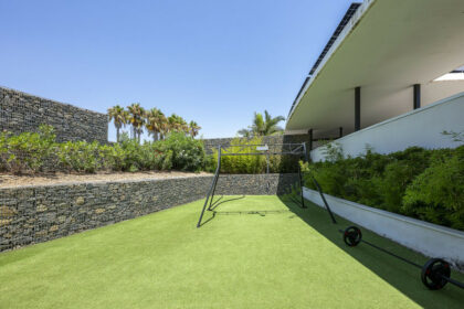 5f53e0b599a64160feb42c183cf96159 - 57