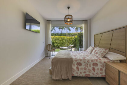 5f53e0b599a64160feb42c183cf96159 - 6