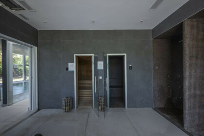 5f53e0b599a64160feb42c183cf96159 - 61