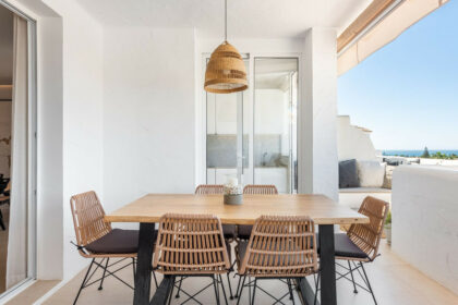 5f7eee65fa3a21d074bb459cb303301c - 1