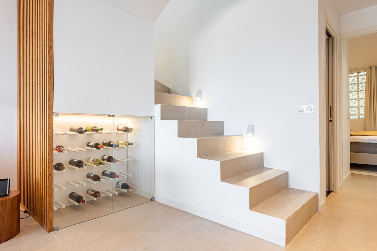 5f7eee65fa3a21d074bb459cb303301c - 15