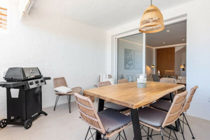 5f7eee65fa3a21d074bb459cb303301c - 3