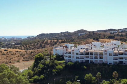 60ddd9400204f0cf3d3276c8a69d9f3a - 2