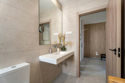 62958beb34727b9b2ecdee461c8104d5 - 30