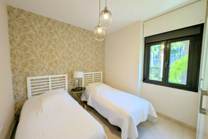 633cb8b69e4ed49a359bf22671040282 - 5