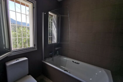 63e51f60becebf479faf4ecf0b363d0b - 12