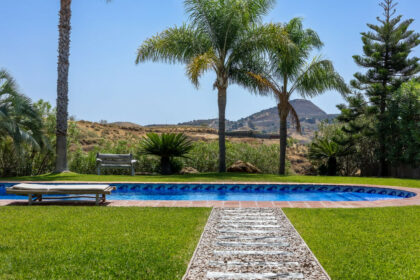 63e51f60becebf479faf4ecf0b363d0b - 4