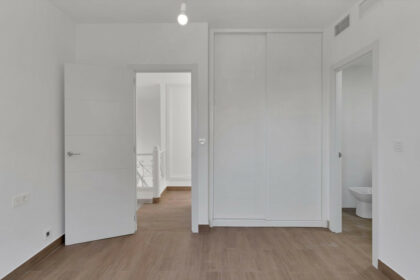 63f429e02a25a8e8963ac05ac4f06adf - 12