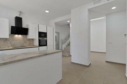 63f429e02a25a8e8963ac05ac4f06adf - 32