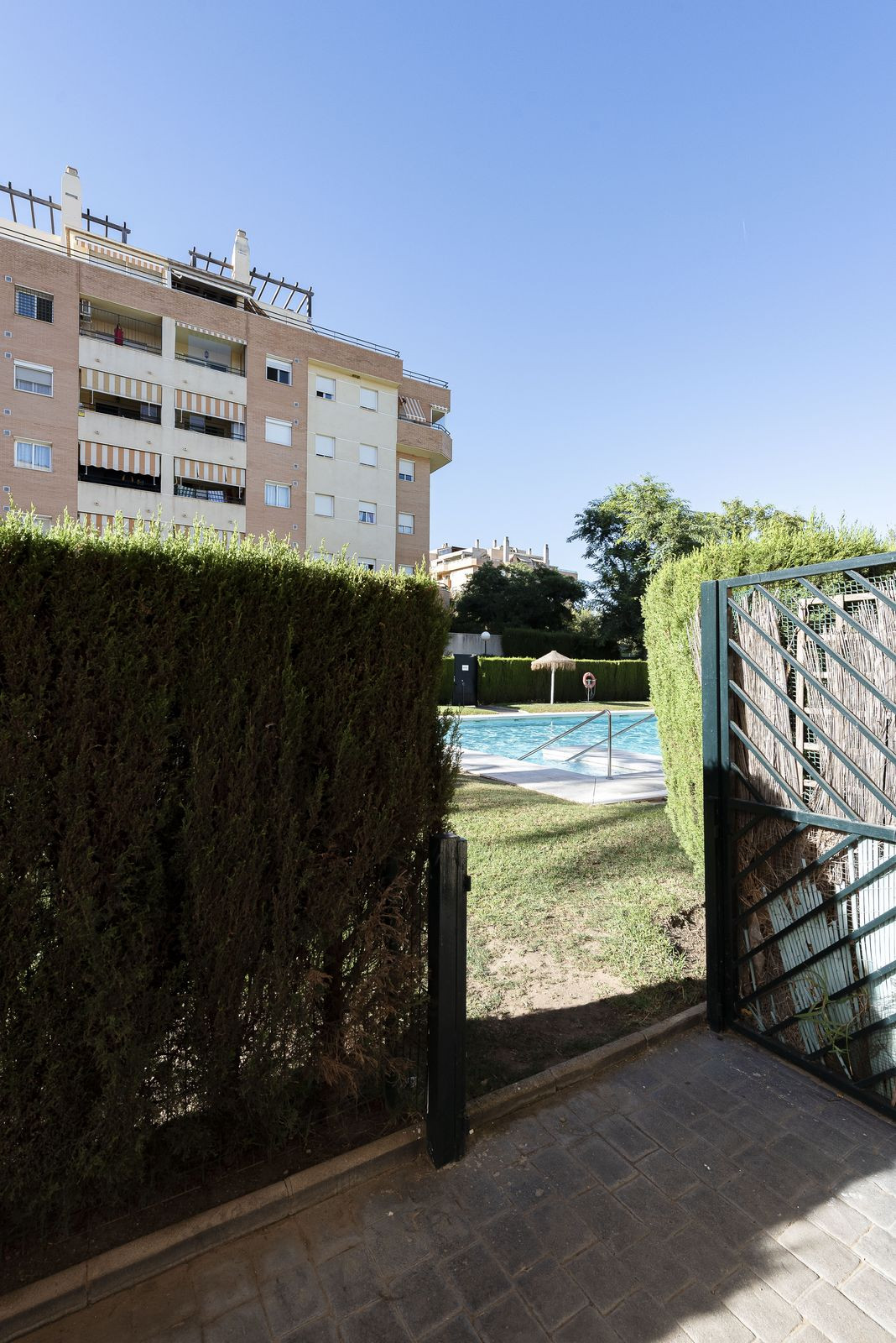 64363b50296c66c36691c57f173d346b - 20