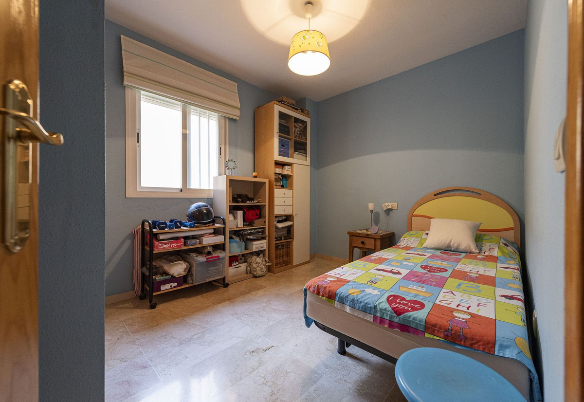 64363b50296c66c36691c57f173d346b - 9