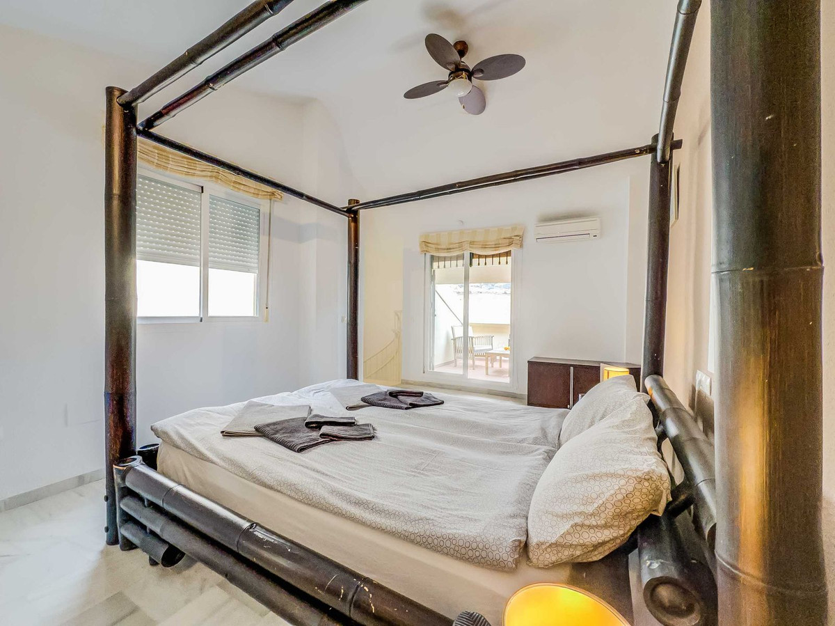 644abdb99eb85086a4d24dae2f6989e2 - 12