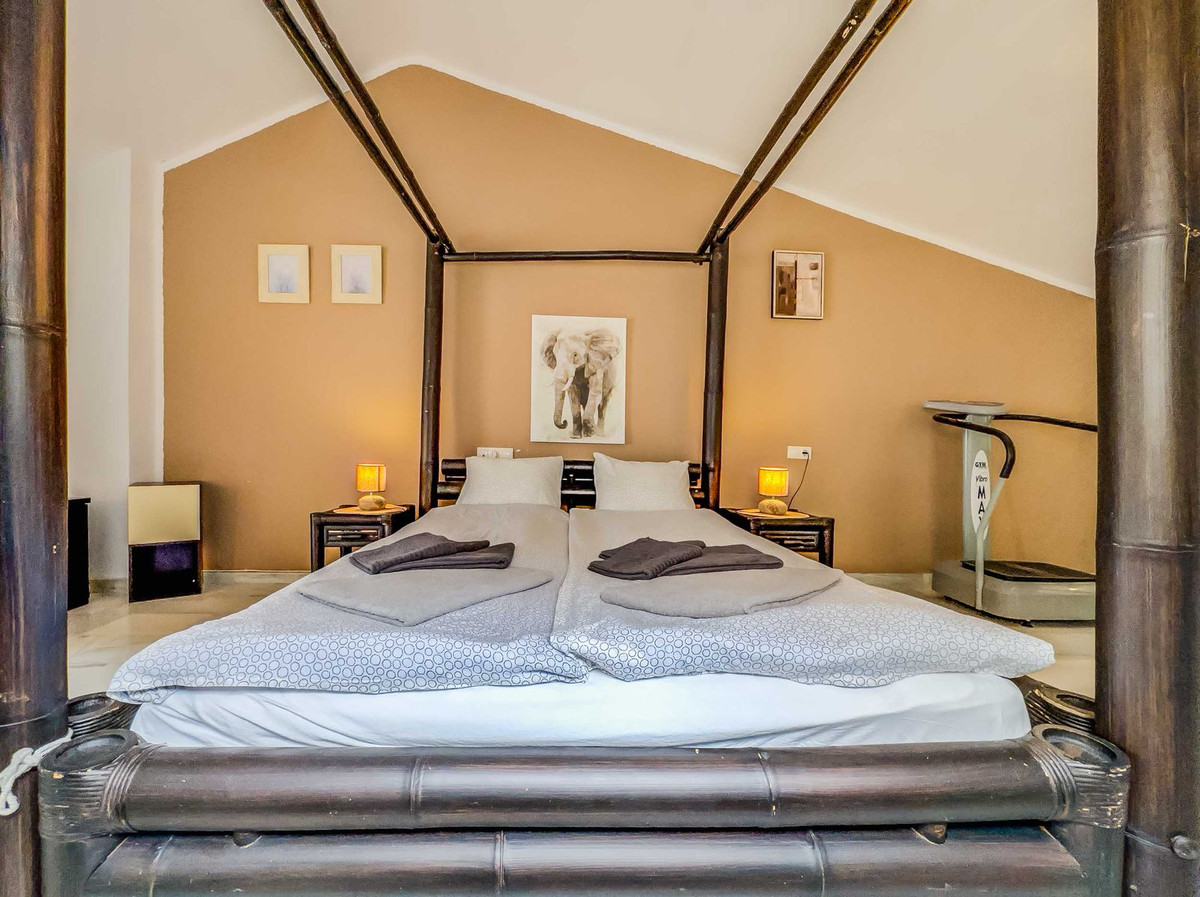 644abdb99eb85086a4d24dae2f6989e2 - 14