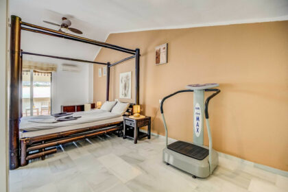 644abdb99eb85086a4d24dae2f6989e2 - 16