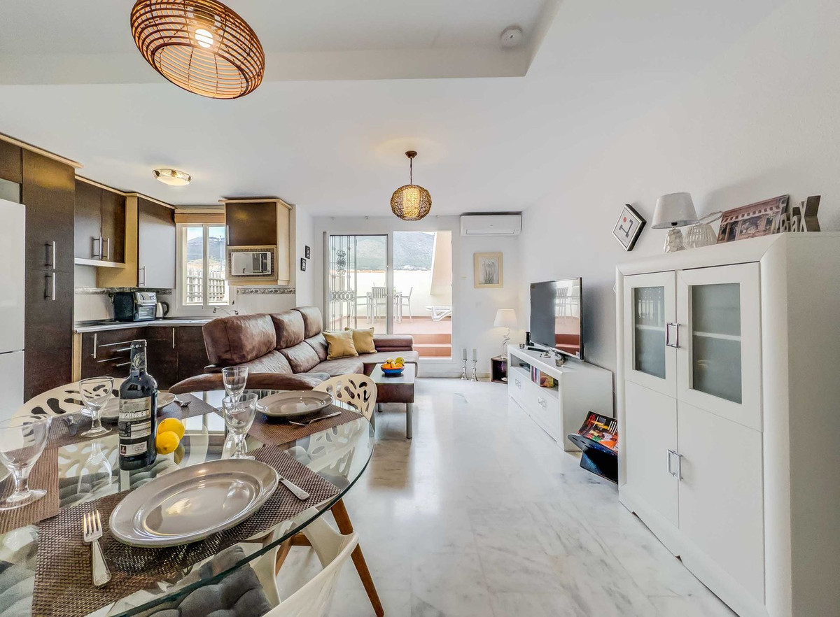 644abdb99eb85086a4d24dae2f6989e2 - 2