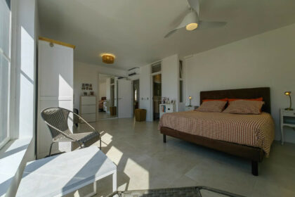 647451a8c86b0936ebcdb9c85461e58b - 27