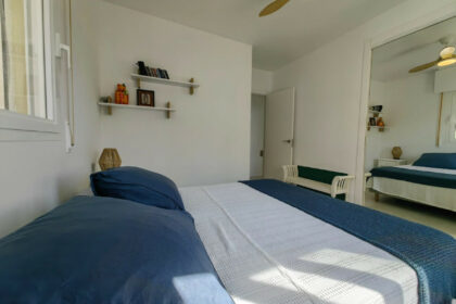 647451a8c86b0936ebcdb9c85461e58b - 33