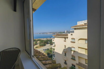 647451a8c86b0936ebcdb9c85461e58b - 34