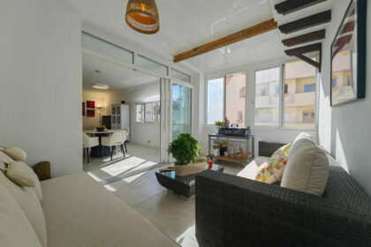 647451a8c86b0936ebcdb9c85461e58b - 9