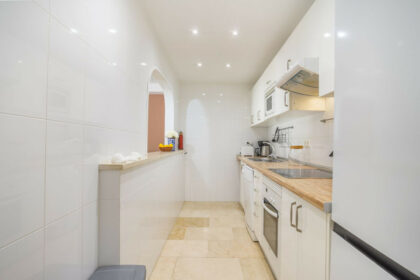 6589b0574e2926c0e22862d8caa0f374 - 14