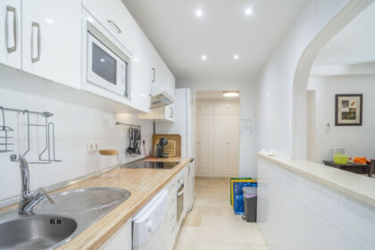 6589b0574e2926c0e22862d8caa0f374 - 17