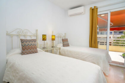 6589b0574e2926c0e22862d8caa0f374 - 29