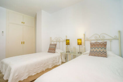 6589b0574e2926c0e22862d8caa0f374 - 31