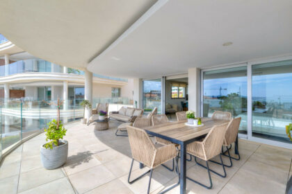 65c12e184dd62cedf4e93b8b3825d686 - 12