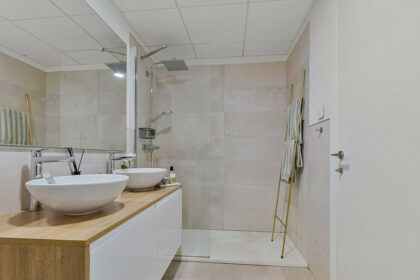 65c12e184dd62cedf4e93b8b3825d686 - 14