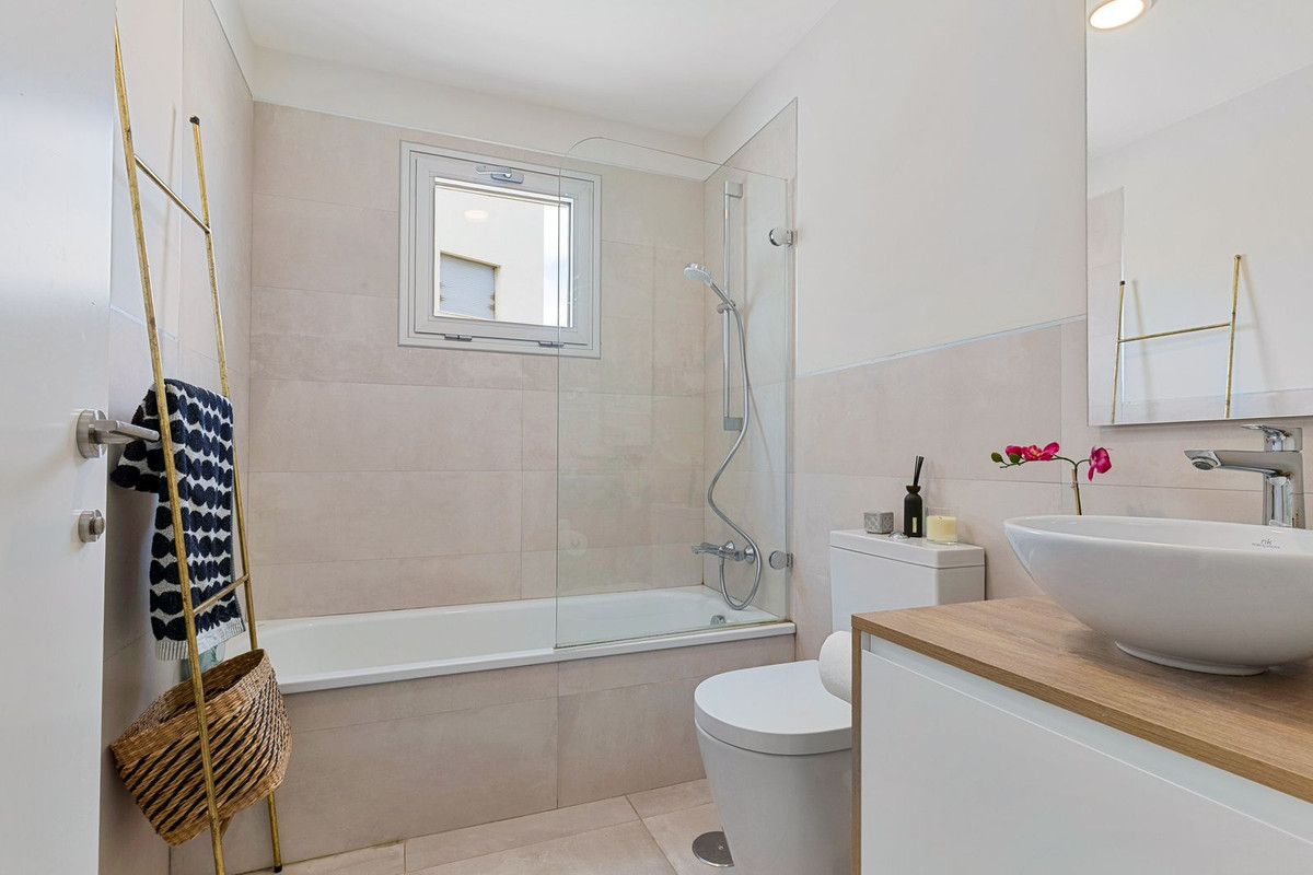 65c12e184dd62cedf4e93b8b3825d686 - 19