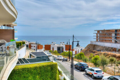 65c12e184dd62cedf4e93b8b3825d686 - 21