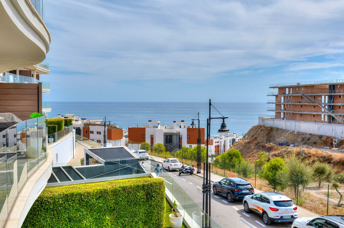 65c12e184dd62cedf4e93b8b3825d686 - 21