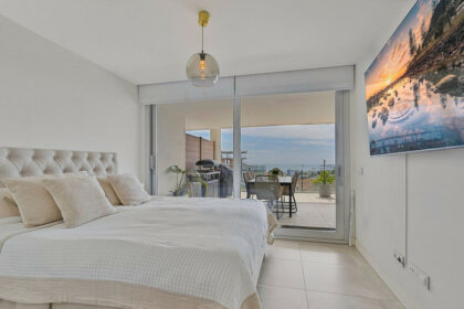 65c12e184dd62cedf4e93b8b3825d686 - 22