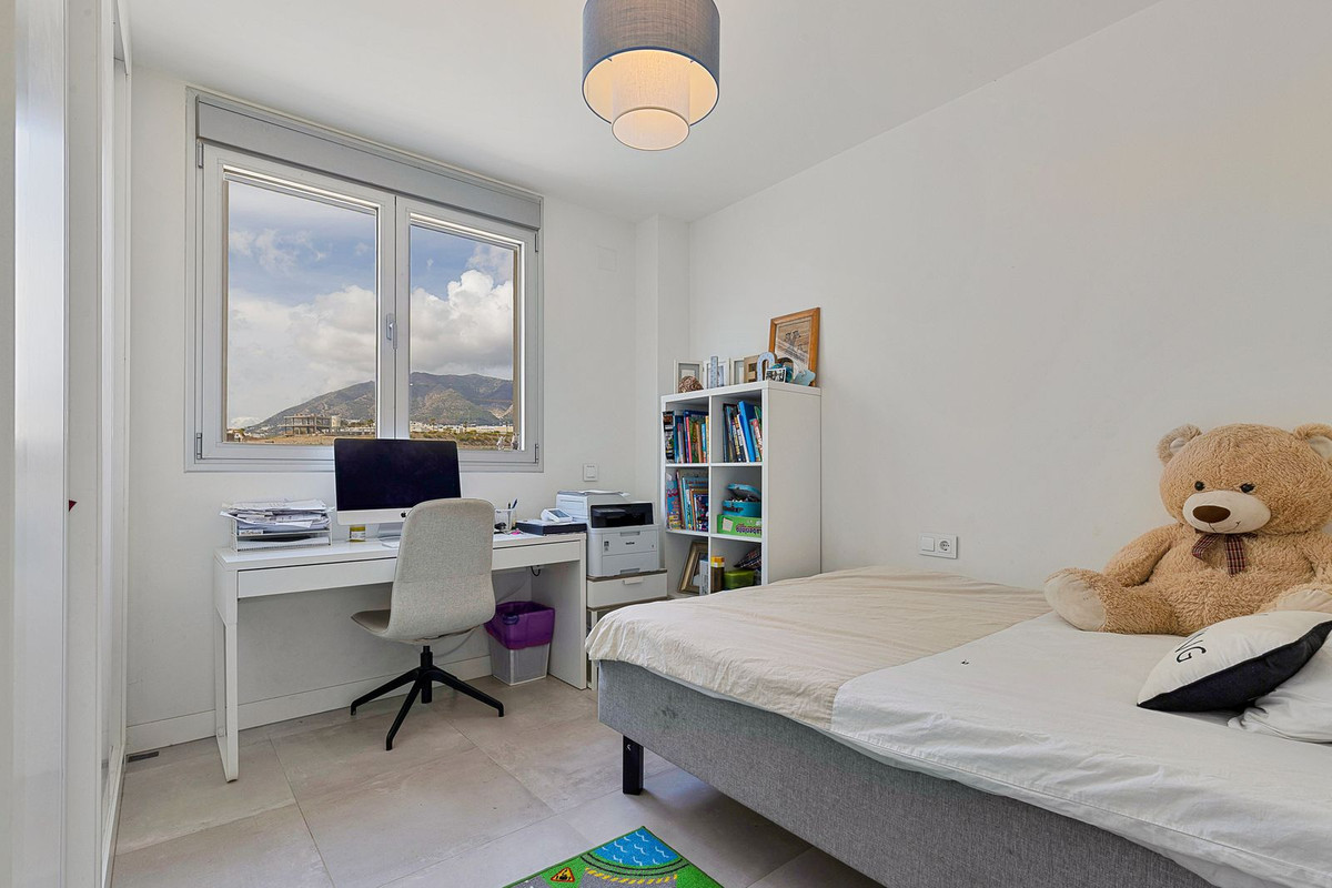 65c12e184dd62cedf4e93b8b3825d686 - 23