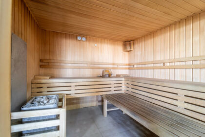 65c12e184dd62cedf4e93b8b3825d686 - 32