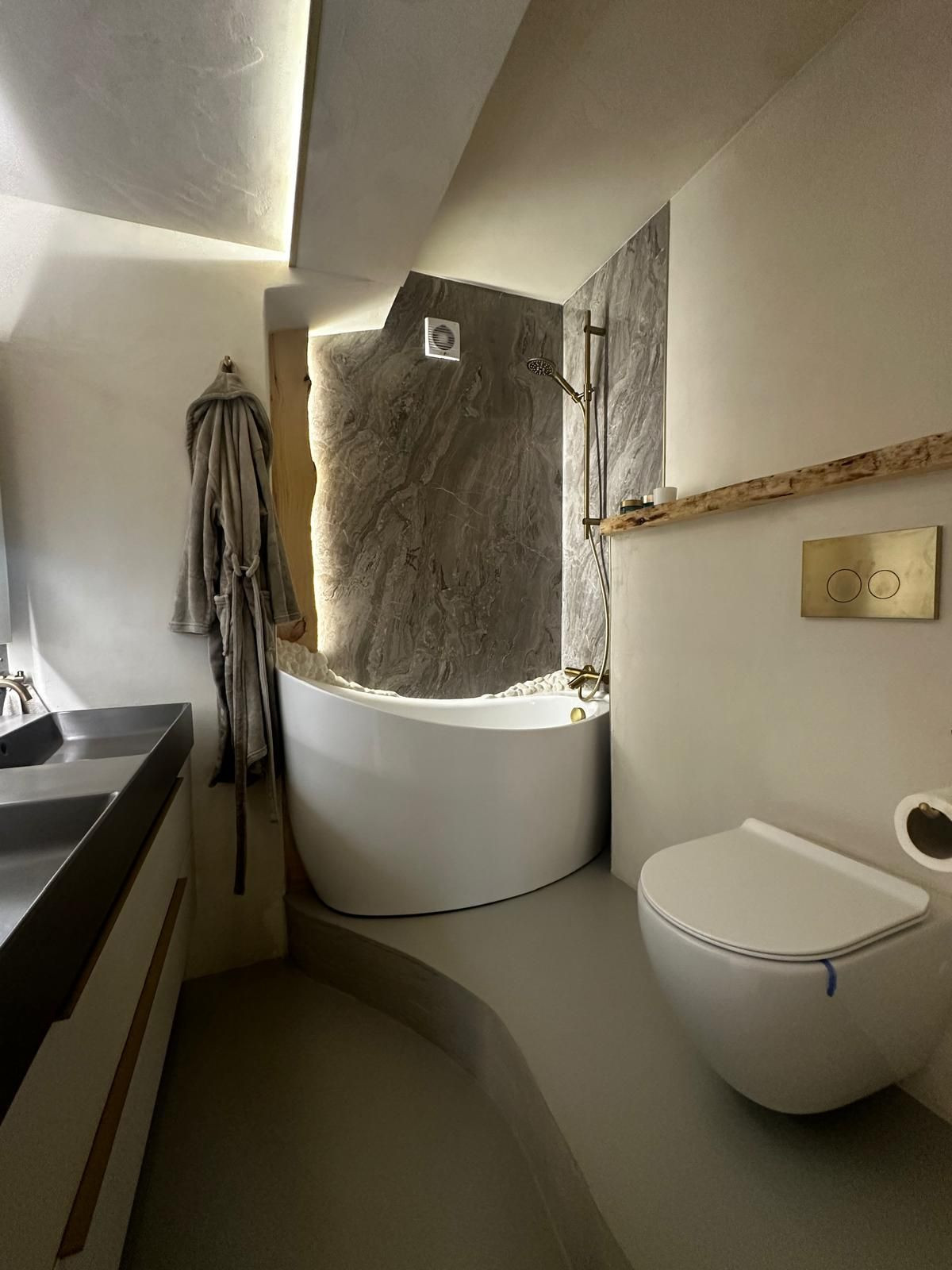 65c48c157ff01d6544282052bf45cdcf - 11