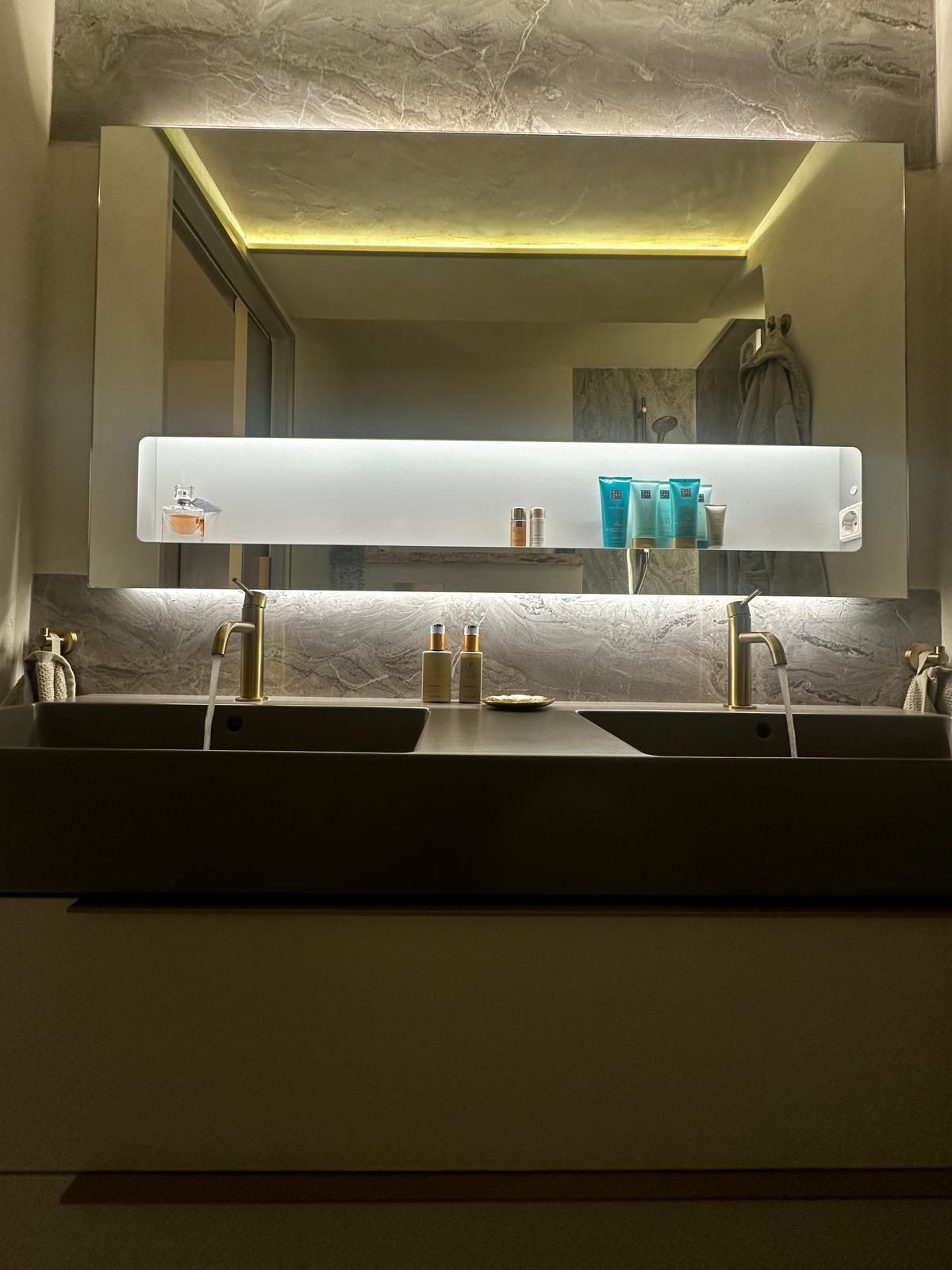 65c48c157ff01d6544282052bf45cdcf - 13