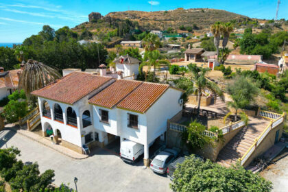 65fa2ec03dbb6003629ea16bd4abbdd0 - 1