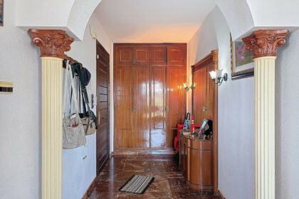 65fa2ec03dbb6003629ea16bd4abbdd0 - 18