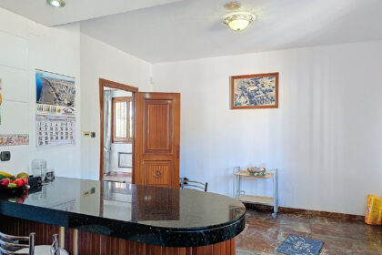 65fa2ec03dbb6003629ea16bd4abbdd0 - 28