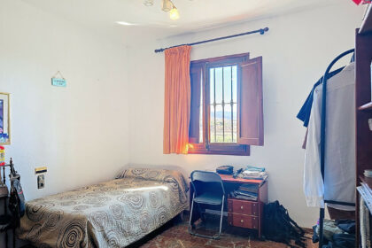 65fa2ec03dbb6003629ea16bd4abbdd0 - 33