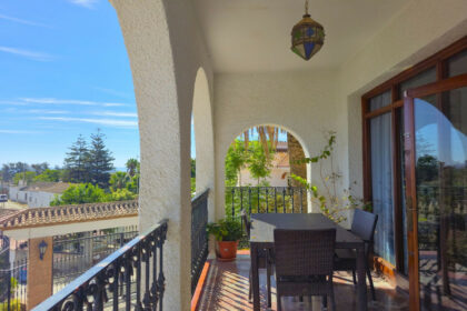 65fa2ec03dbb6003629ea16bd4abbdd0 - 40